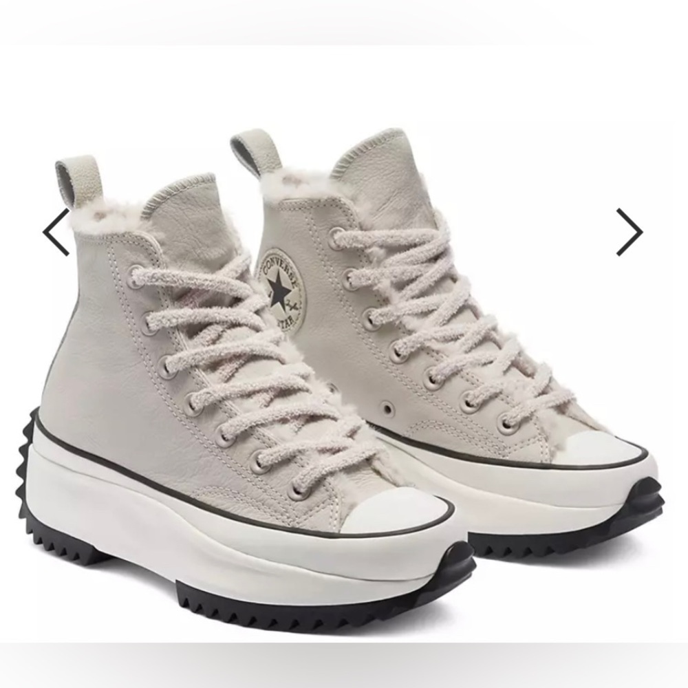 Converse Women's Sneakers in Light Gray and White